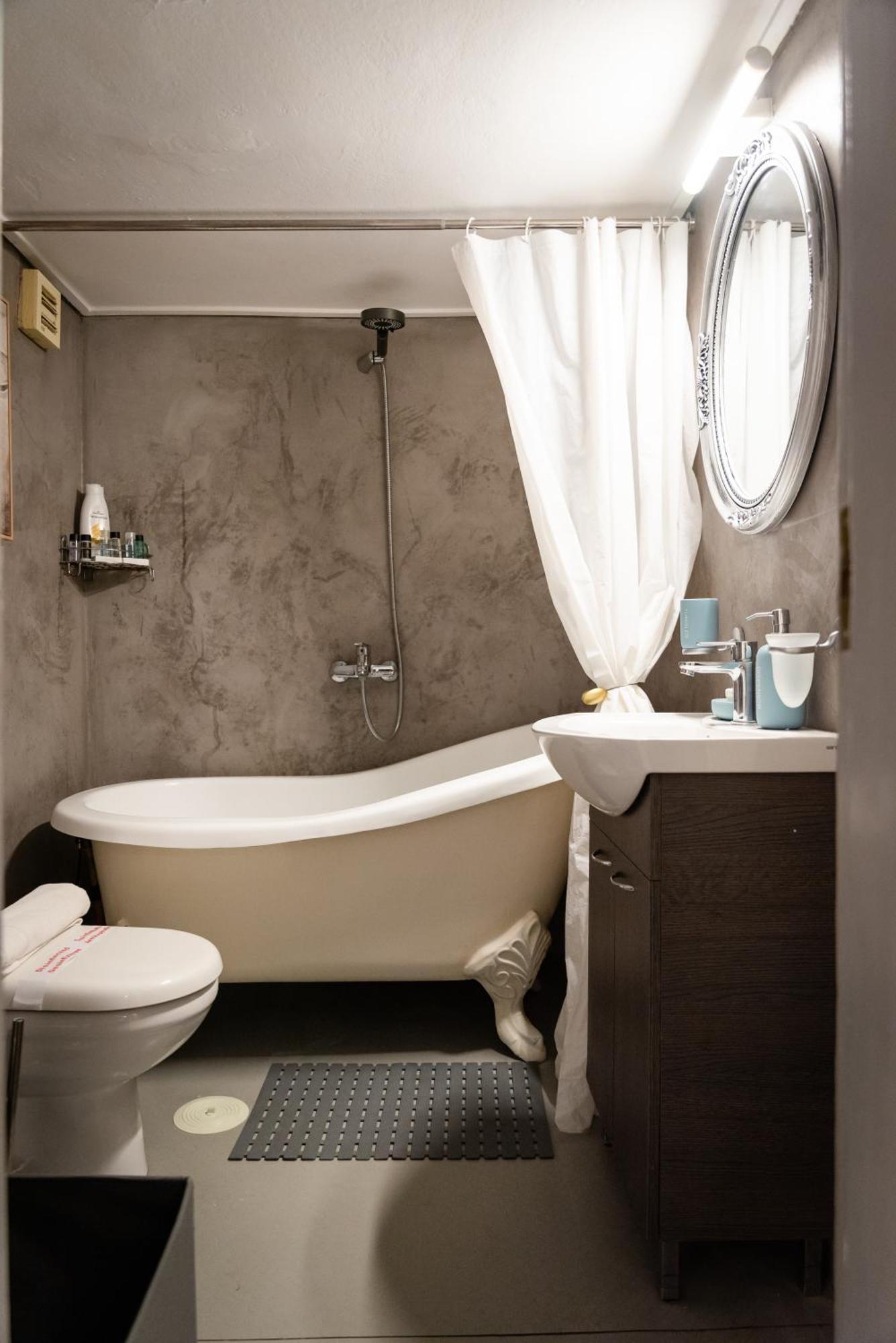 شقة Koukaki Urban Retreat, Steps From The Acropolis أثينا المظهر الخارجي الصورة